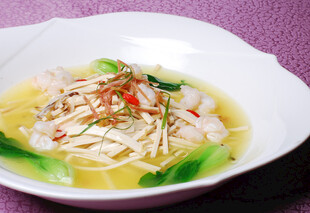 金汤鸡丝蔬菜美味佳肴