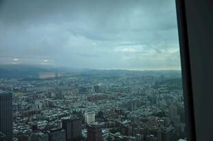 高空俯瞰城市景观