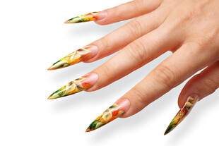 多彩长美甲