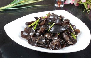 葱香爆炒田螺