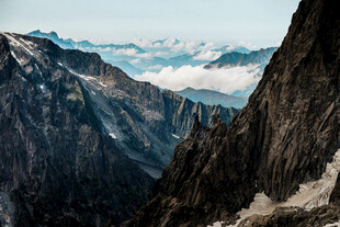 壮丽山景