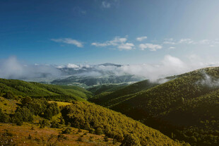 山间美景
