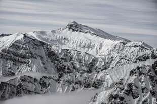 雪山壮丽景观
