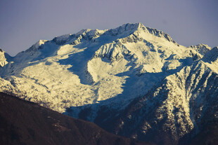 壮丽雪山美景