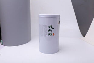 简约白色圆柱容器