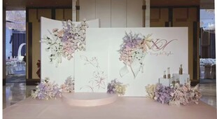 浪漫紫色系婚礼装饰场景