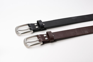 简约双款皮带展示