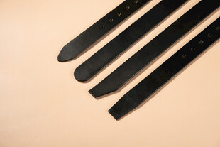 黑色皮带条展示