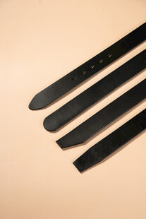 黑色皮带条展示