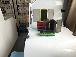 实验室中的多样实验设备