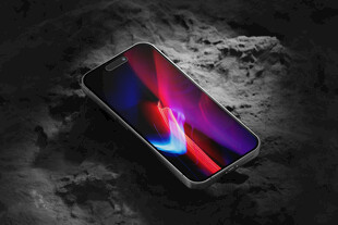 炫酷手机展示于深色背景样机