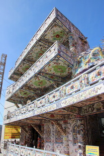 越南多彩立体建筑外观展示