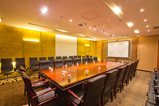 现代风格会议室场景