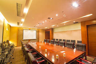 现代风格会议室场景