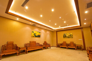 中式风格舒适等候休息区