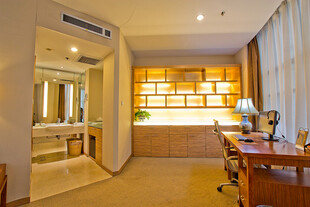 现代温馨书房室内场景