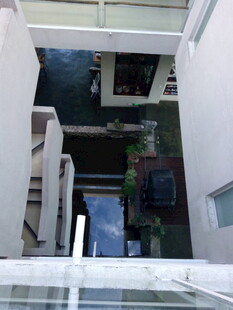 现代风格室内楼梯空间