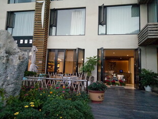 现代风格庭院建筑景观