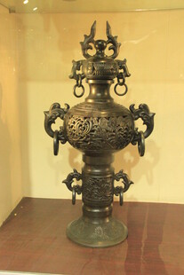 精美青铜古器