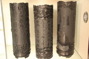 黑色腐蚀金属圆柱体样品