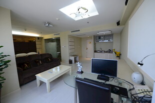 现代简约风格办公室一角