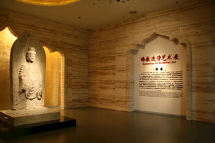 室内佛像展示空间