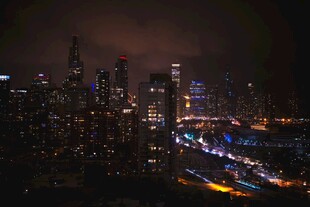 城市夜景繁华灯火璀璨