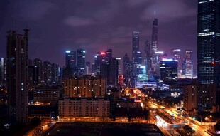 都市夜景璀璨灯火辉煌