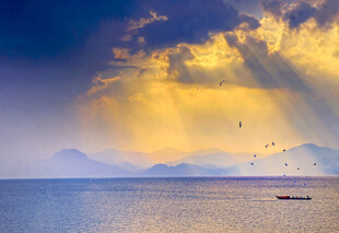 海上日出美景