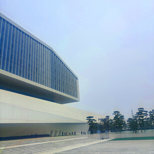 现代风格建筑外观