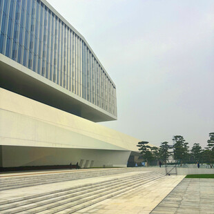 现代风格建筑外观