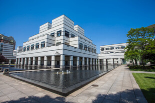 校园现代风格白色建筑景观