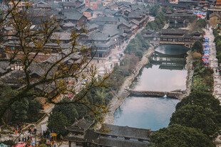 千户苗寨江南水乡古景俯瞰图