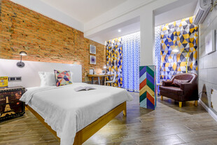三亚多彩个性风卧室空间展示