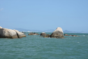 三亚海上巨石景观