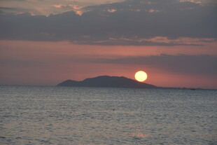 三亚海上日落美景