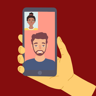 手持手机进行视频通话