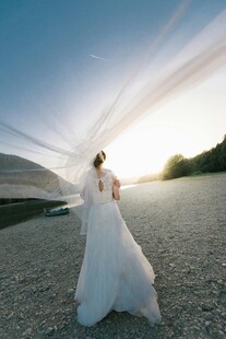 夕阳下的唯美新娘