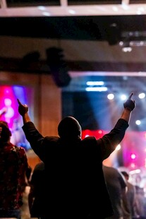 激情现场 观众热烈欢呼