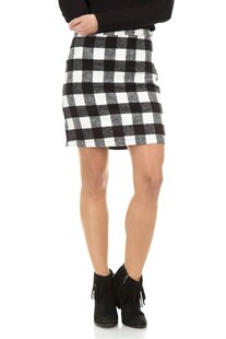 黑白格纹短裙穿搭展示