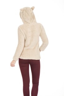 米色连帽外套穿搭展示