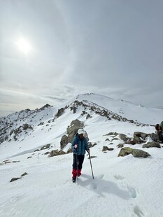 雪地登山者 
