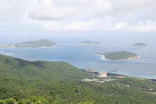 三亚山海相依的美丽自然景观