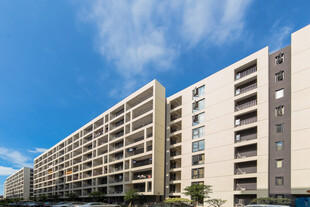 现代高层居民住宅楼群