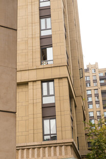 现代高层住宅楼外观