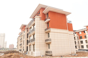 在建多层居民住宅楼