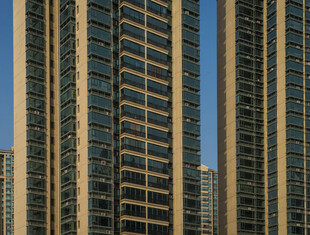 高楼林立的城市建筑景观