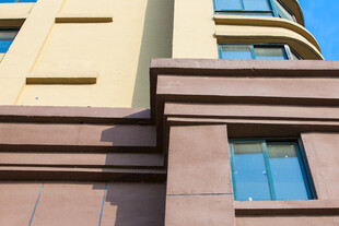 现代建筑外立面局部特写