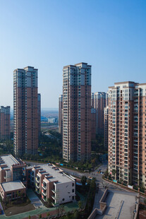 城市高层住宅区俯瞰景象