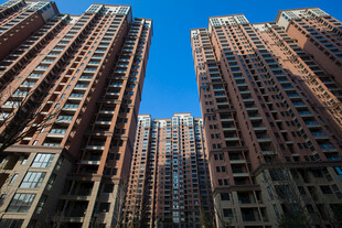 高楼林立的城市天际线